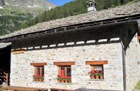 Rifugio Alpenzù - Gressoney Saint Jean Valle d'Aosta - il rifugio